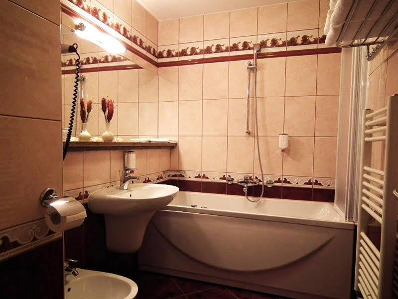 Lipa Hotel Lendava Eksteriør bilde